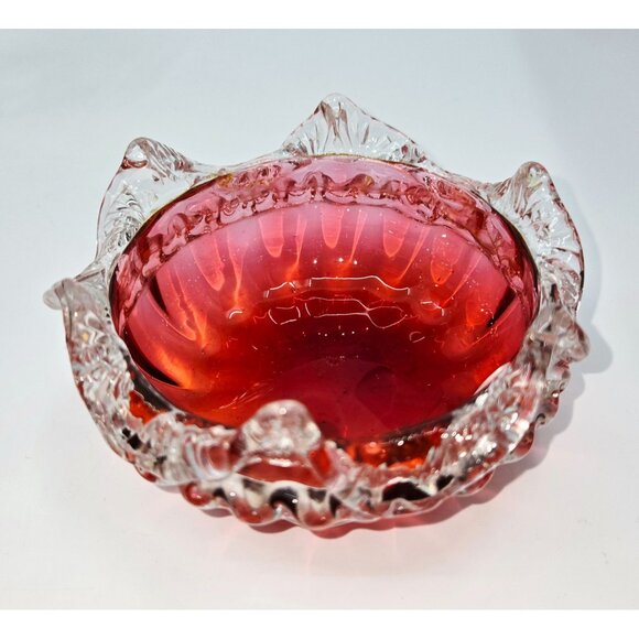 Victorian era hand blown optic Cranberry bowl with clear rigaree trim. - Picture 1 of 5
